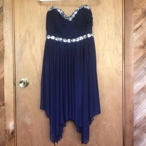 Beautiful Navy Blue Strapless Semi-Formal Dress